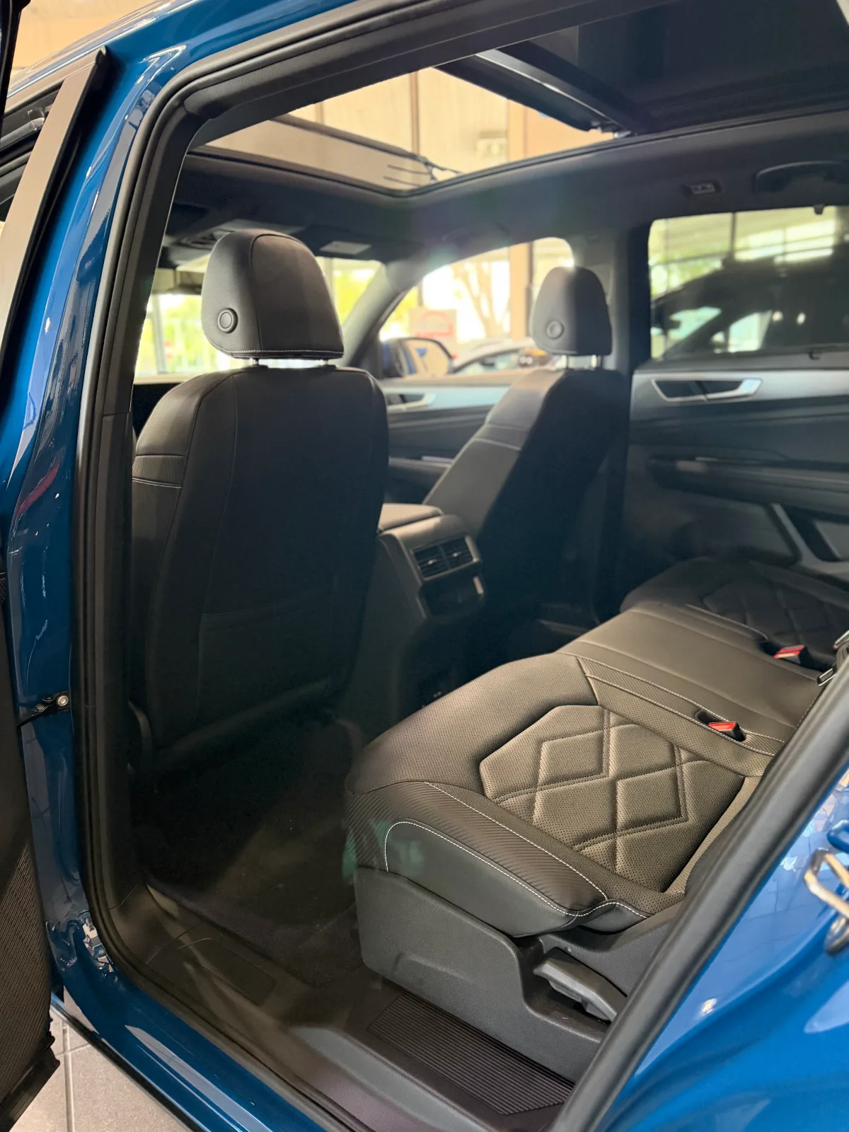 Atlas Cross Sport — foto 4 de 4